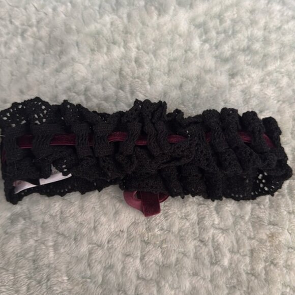 NEW Leg Avenue Black with Purple Velvet Bridal Leg Garter Wedding One Size - Picture 5 of 5